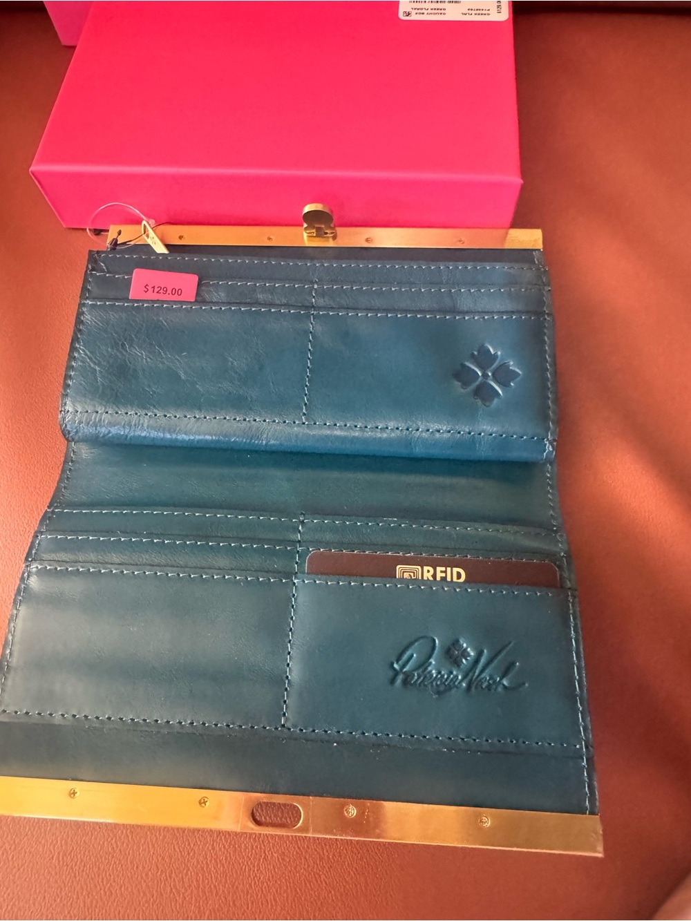 NWT Patricia Nash Blue & Cream Floral Buttery Soft Leather Wallet - Picture 4 of 6